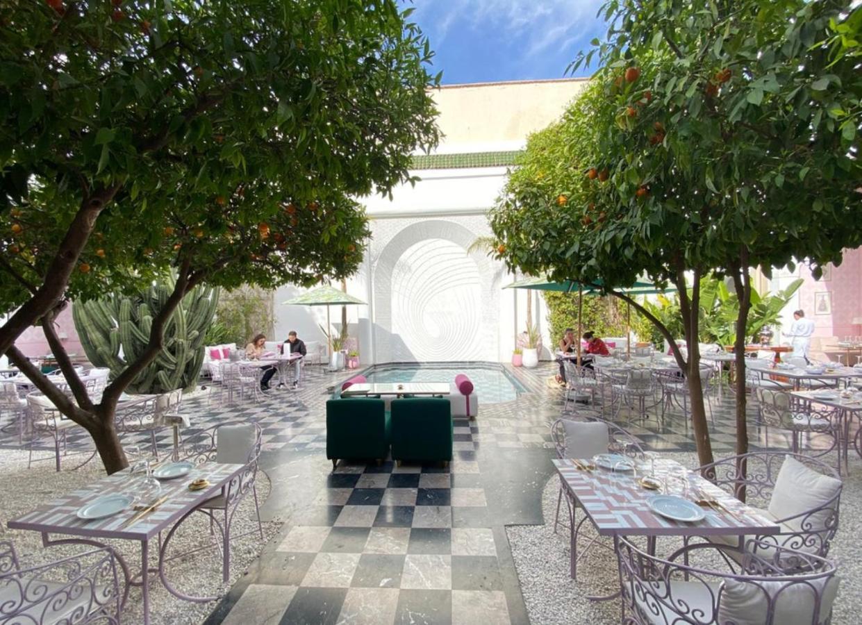 Appartement De Prestige Climatise A L'Hivernage 400M De La Gare Marrakesh Exterior photo
