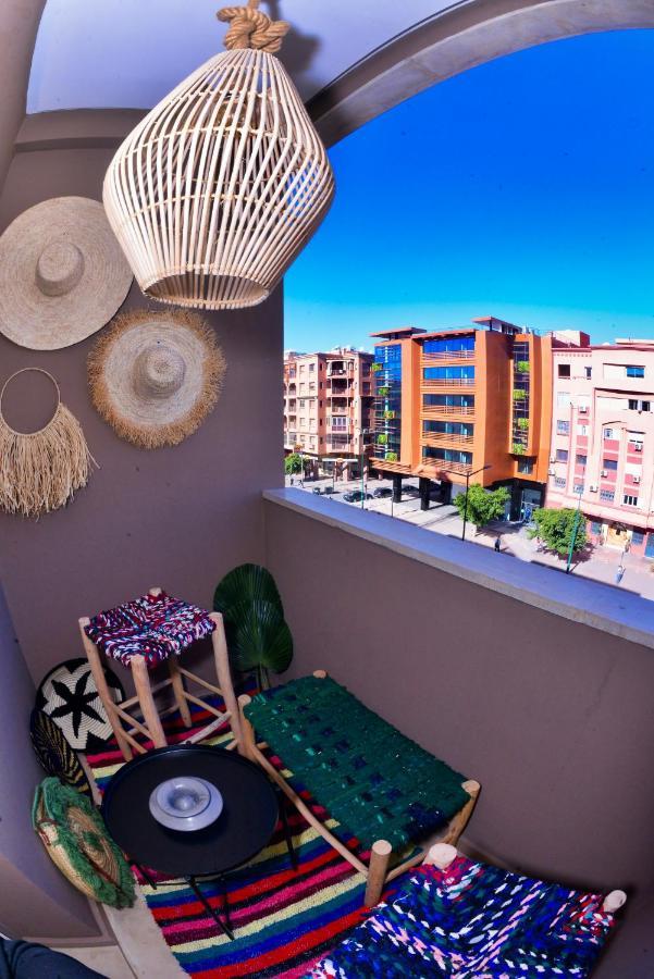 Appartement De Prestige Climatise A L'Hivernage 400M De La Gare Marrakesh Exterior photo